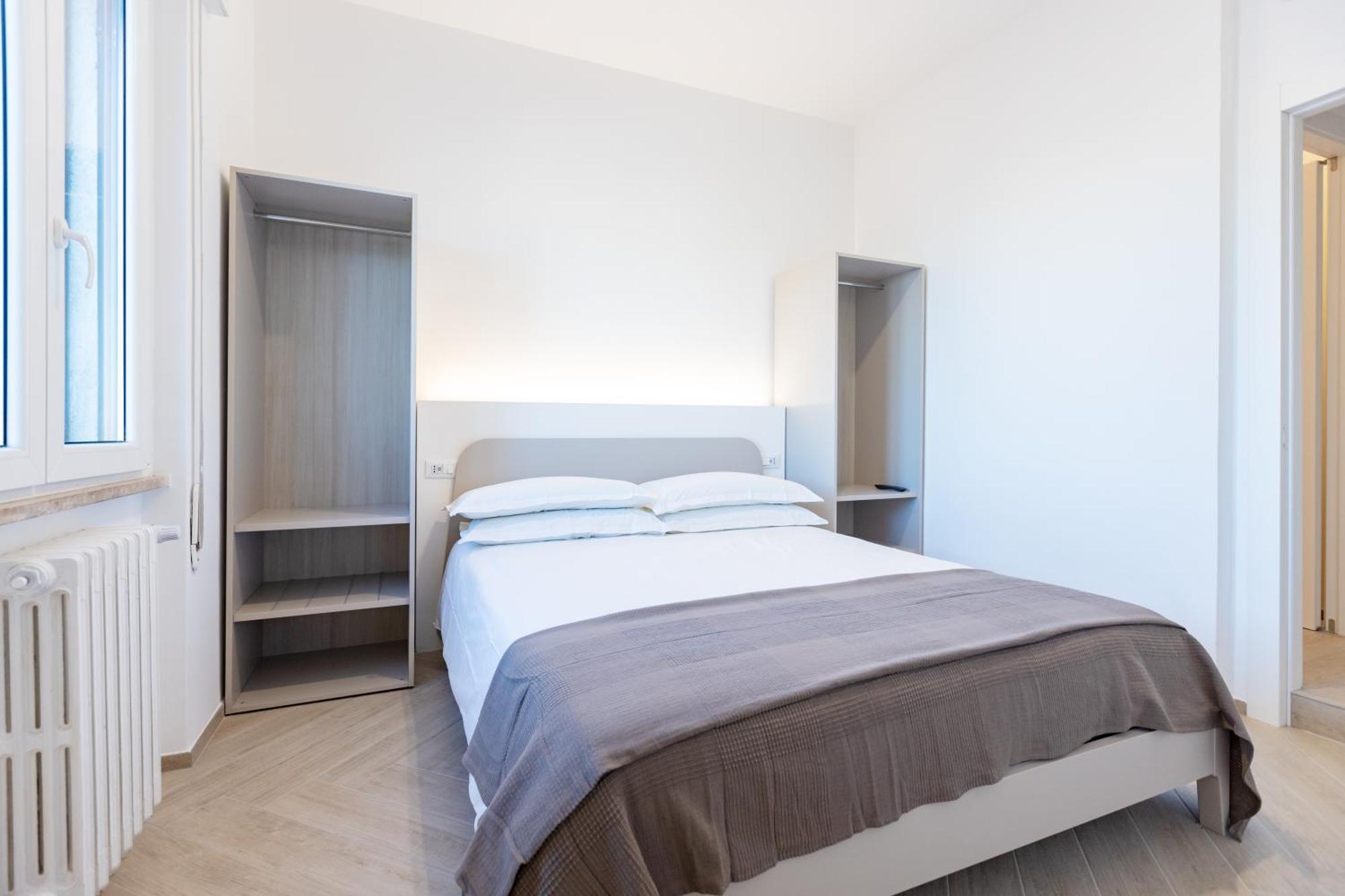 Pds Rooms Brindisi Exteriör bild