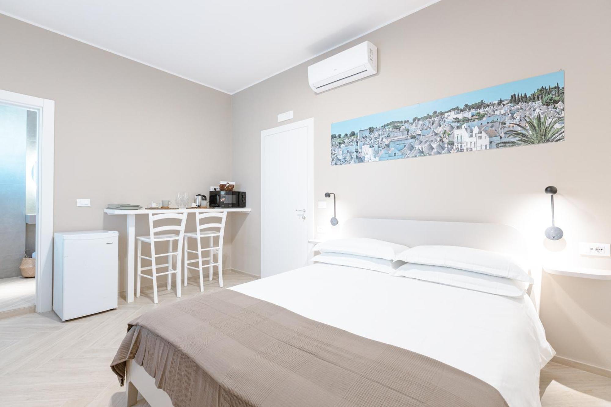 Pds Rooms Brindisi Exteriör bild